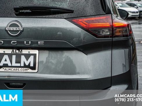 Used 2024 Nissan Rogue S FWD image 13
