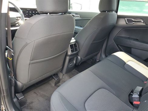New 2026 Kia Sportage LX image 21