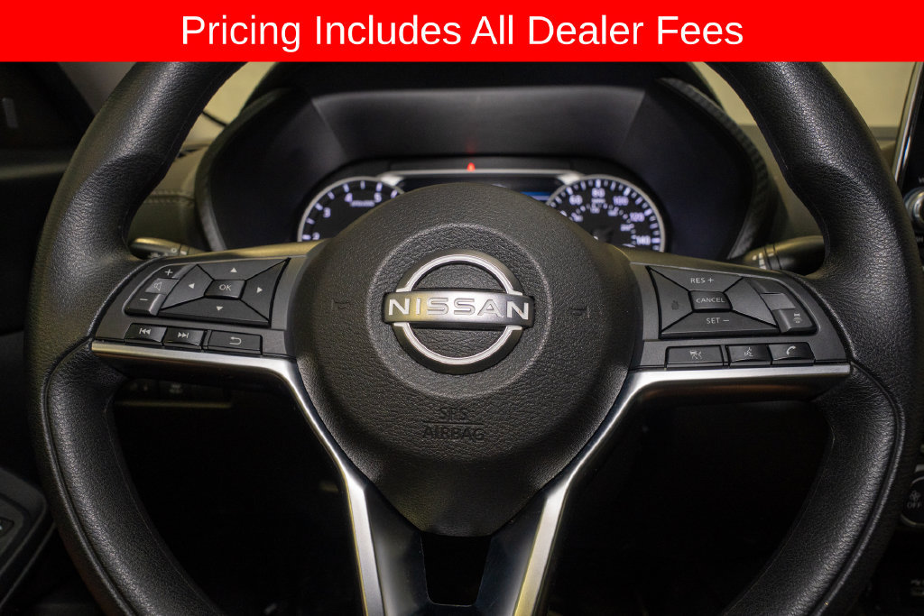 Used 2025 Nissan Sentra SV FWD image 17