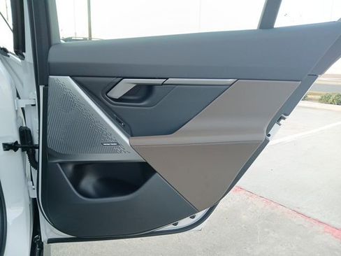 New 2025 BMW 530i w/ M Sport Package image 11