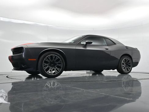 Used 2019 Dodge Challenger SXT w/ Blacktop Package RWD image 27