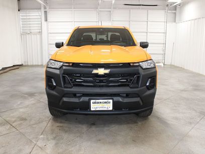 New 2025 Chevrolet Colorado W/T w/ WT Custom Package