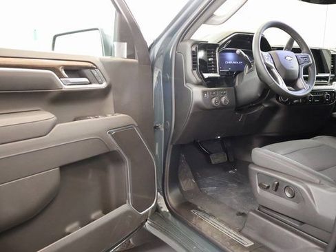 New 2026 Chevrolet Silverado 1500 LT w/ Safety Package AWD/4WD image 8