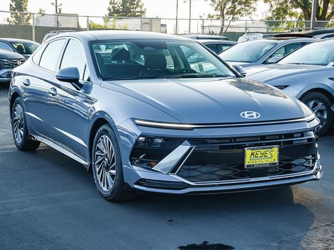 New 2026 Hyundai Sonata SEL image 3