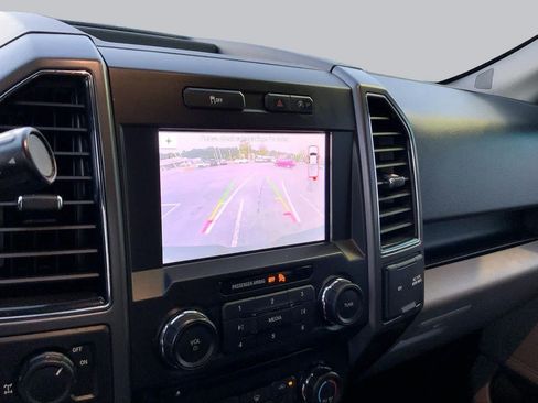 Used 2018 Ford F150 XLT w/ Equipment Group 302A Luxury RWD image 26