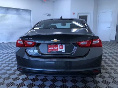 Used 2016 Chevrolet Malibu LT FWD image 14