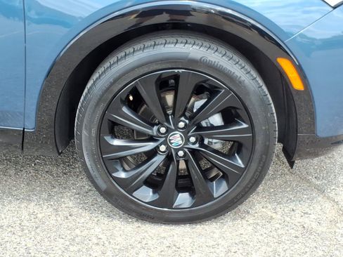 Used 2024 Buick Envista Sport Touring w/ Convenience I Package FWD image 10