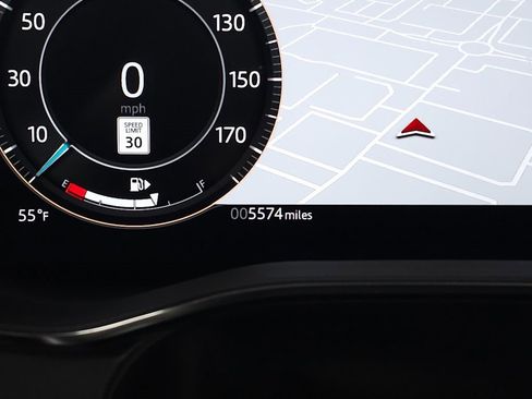 Certified 2025 Jaguar F-PACE R-Dynamic S image 22