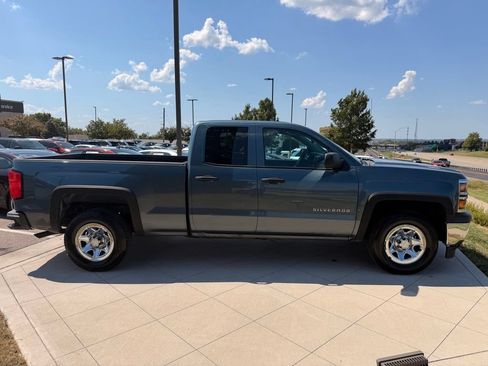 Used 2014 Chevrolet Silverado 1500 W/T RWD image 10