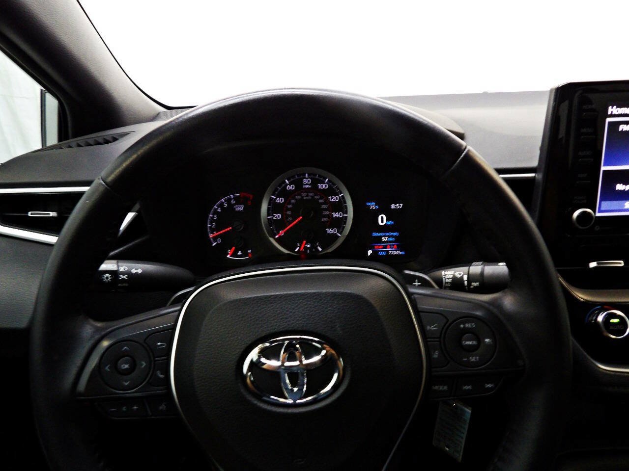 Used 2022 Toyota Corolla SE FWD image 16