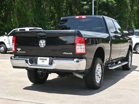 Used 2024 RAM 2500 Big Horn AWD/4WD image 3