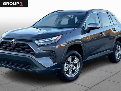 Used 2024 Toyota RAV4 XLE image 1