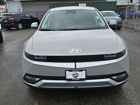 Used 2024 Hyundai Ioniq 5 SEL image 8