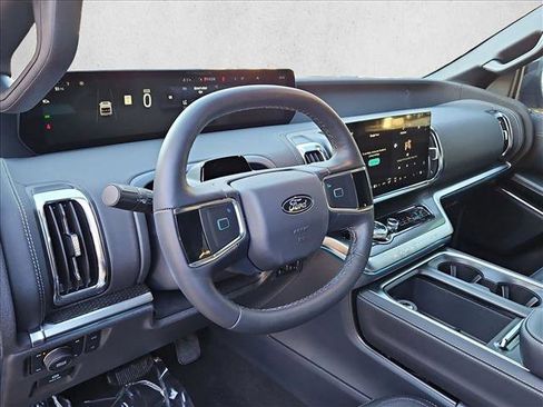 New 2026 Ford Expedition Platinum w/ Stealth Appearance Package image 3