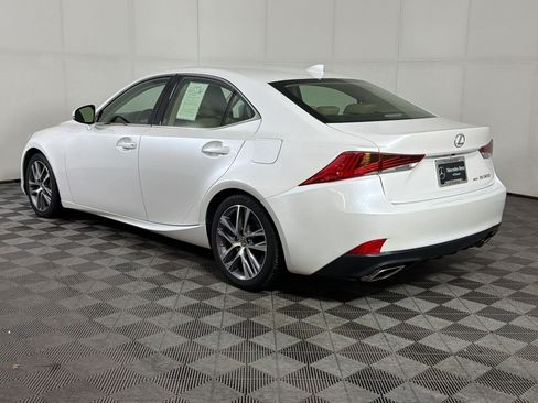Used 2018 Lexus IS 300 AWD image 3