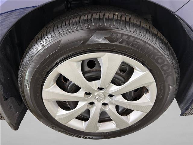 Used 2025 Toyota Corolla LE FWD image 12