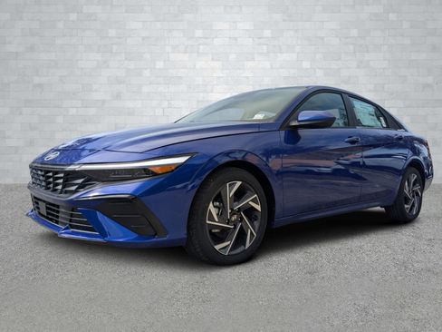 New 2025 Hyundai Elantra Limited image 9