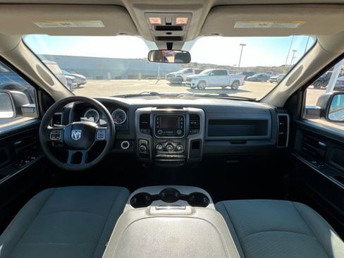 Used 2017 RAM 1500 Express image 9