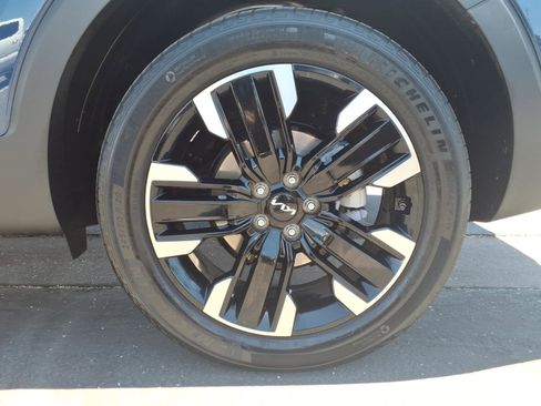 Used 2023 Kia Telluride SX Prestige AWD/4WD image 9