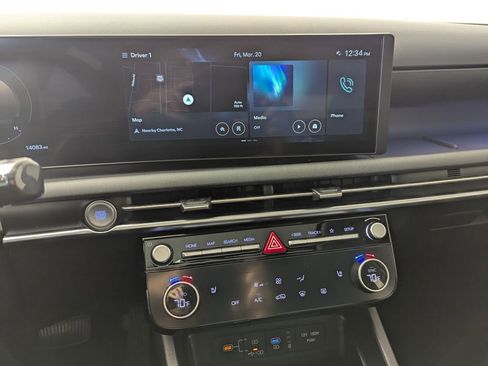 Used 2025 Hyundai Tucson SEL image 14