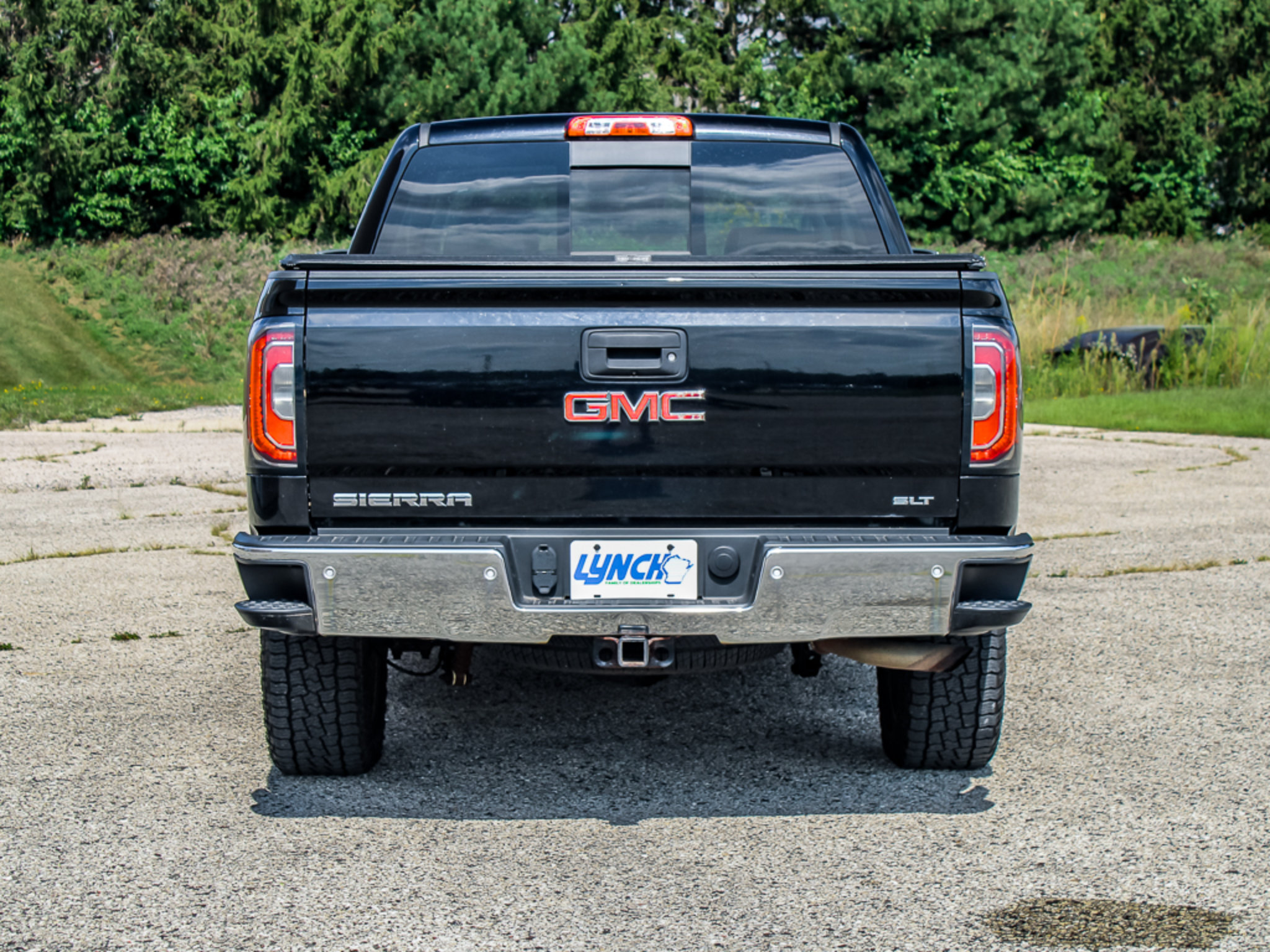Used 2016 GMC Sierra 1500 SLT w/ SLT Premium Package AWD/4WD image 3