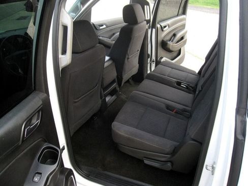 Used 2018 Chevrolet Suburban LS AWD/4WD image 27