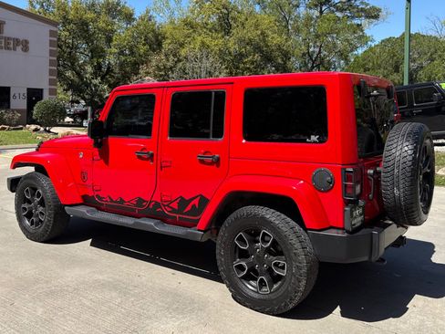 Used 2018 Jeep Wrangler Unlimited Sahara image 6