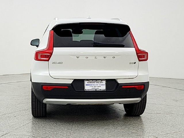 Used 2024 Volvo XC40 B5 Plus w/ Protection Package Premier AWD/4WD image 6