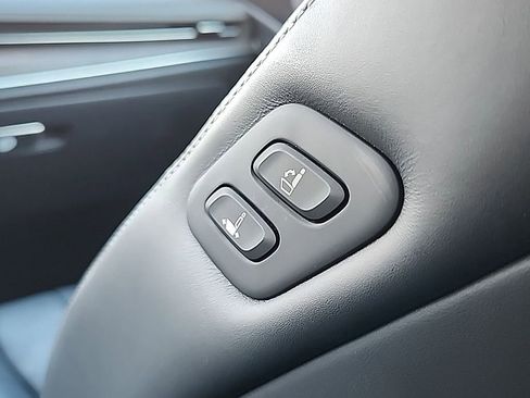 Used 2024 Genesis G80 w/ Prestige Package image 27