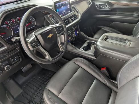 Used 2021 Chevrolet Tahoe LT w/ LT Signature Package image 14
