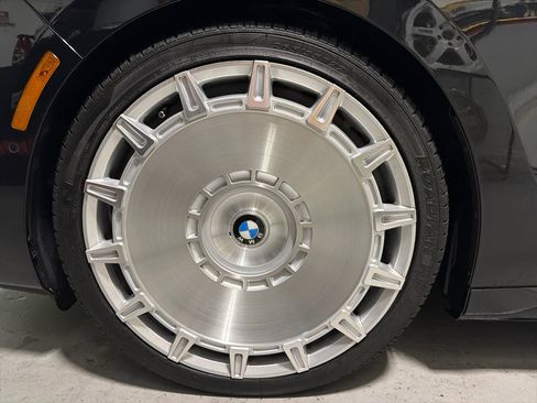 Used 2025 BMW 760i xDrive 760i xDrive image 13