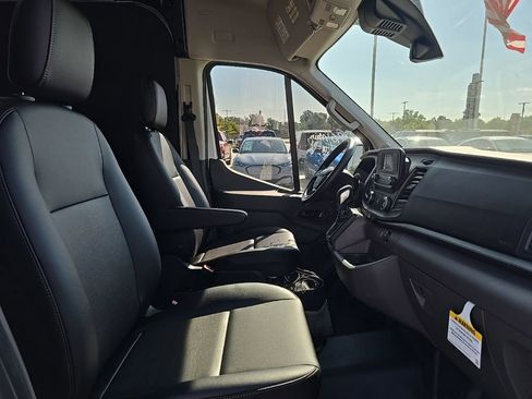 New 2025 Ford Transit 250 148 Medium Roof w/ Load Area Protection Package image 18