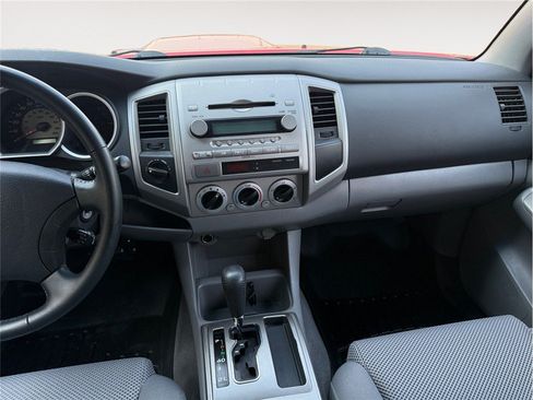 Used 2005 Toyota Tacoma 4x4 Double Cab image 11