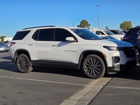 Used 2023 Chevrolet Traverse RS w/ LPO, Cargo Package image 1