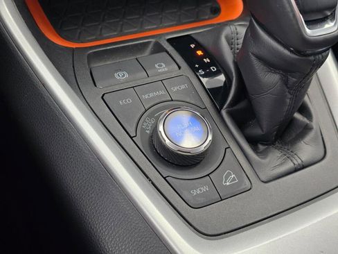 Used 2024 Toyota RAV4 Adventure image 35