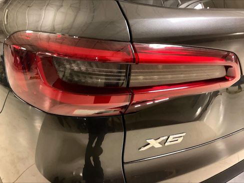 Used 2021 BMW X5 sDrive40i w/ Premium Package 2 image 26