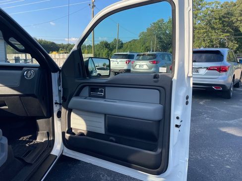 Used 2013 Ford F150 XLT w/ Mid Equipment Group RWD image 14