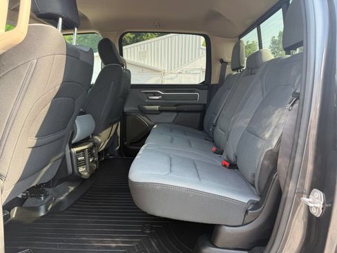 Used 2020 RAM 1500 Big Horn AWD/4WD image 35