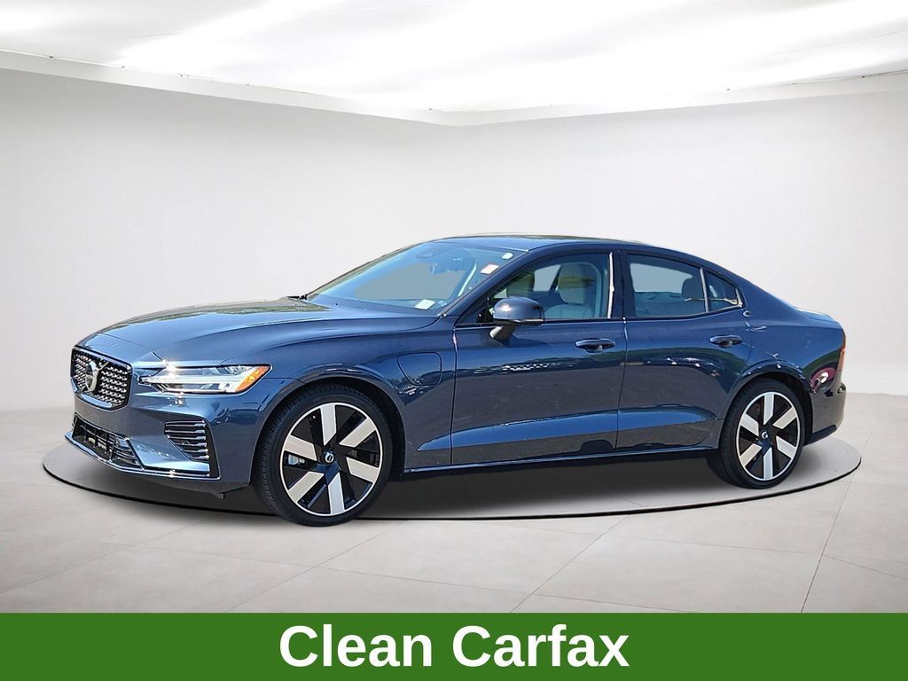 Used 2024 Volvo S60 T8 Plus w/ Protection Package Premier AWD/4WD image 3