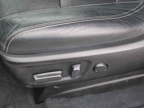 Used 2020 Toyota Sienna SE w/ SE Preferred Package FWD image 22