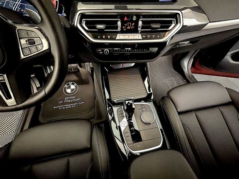 Used 2024 BMW X3 M40i w/ Premium Package image 18