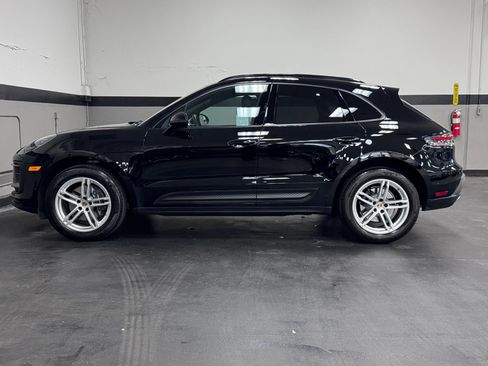 Used 2024 Porsche Macan AWD/4WD image 8