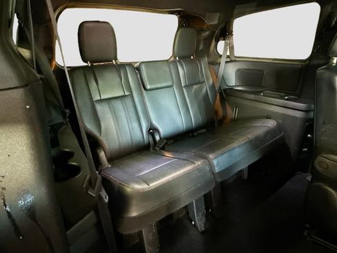 Used 2019 Dodge Grand Caravan GT FWD image 23