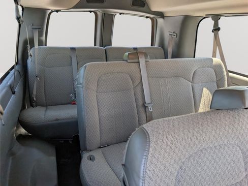 Used 2025 Chevrolet Express 3500 LS RWD image 14