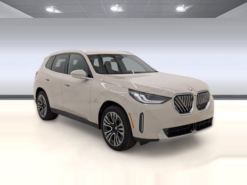 Used 2026 BMW X3 xDrive30i w/ Premium Package AWD/4WD image 7