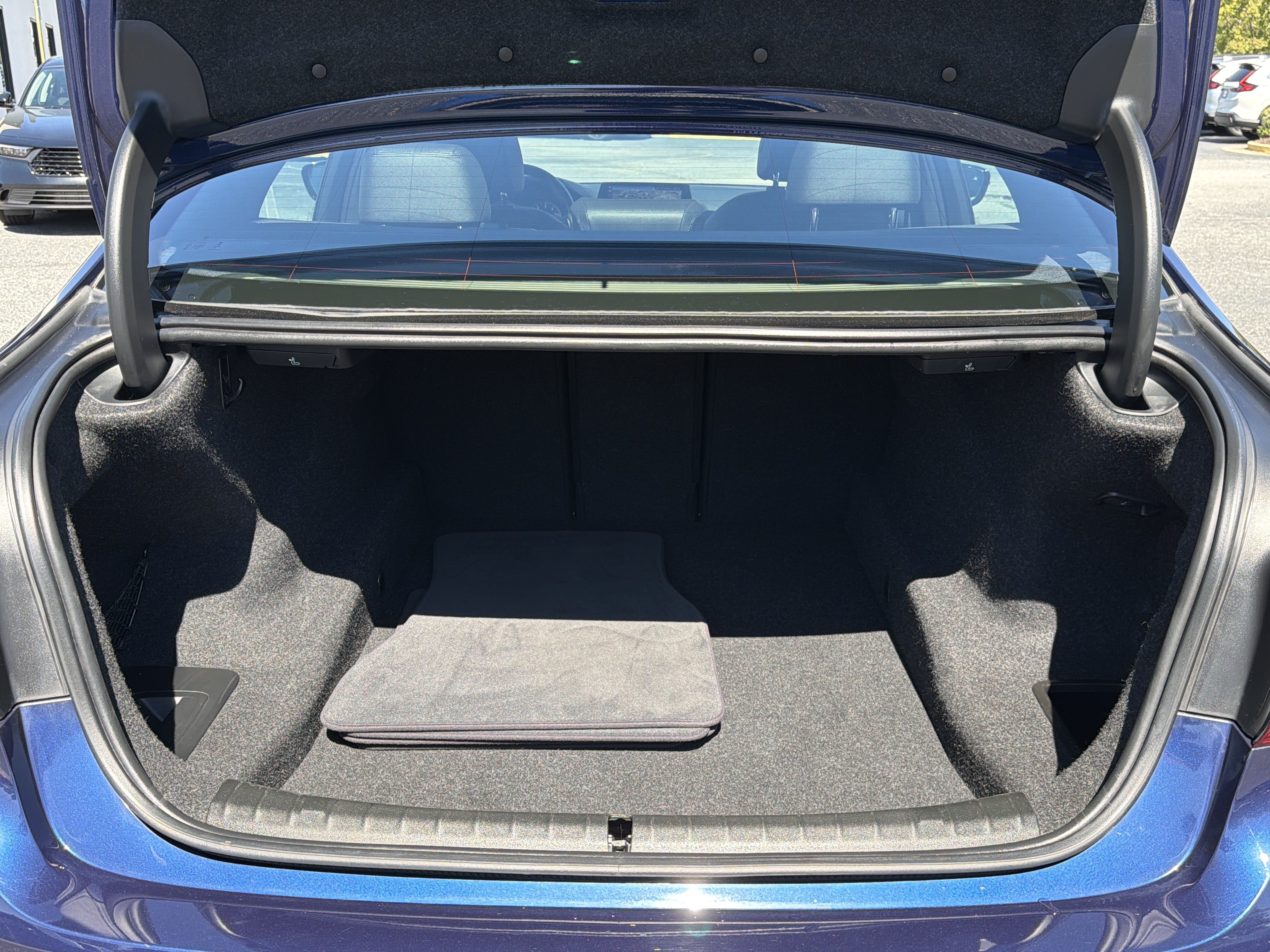 Used 2019 BMW 530i w/ Convenience Package RWD image 26