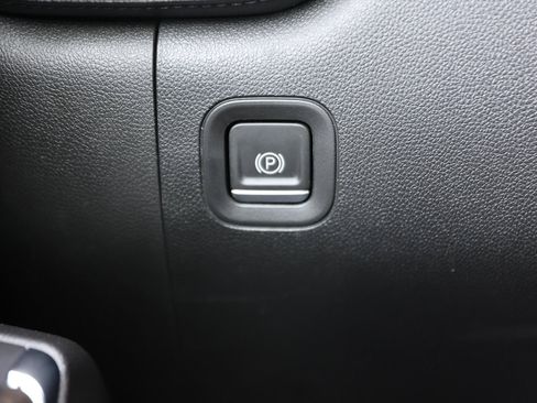 Used 2022 Chevrolet Silverado 1500 RST w/ LPO, Blackout Package image 36