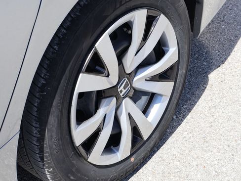 Used 2025 Honda Civic LX image 37