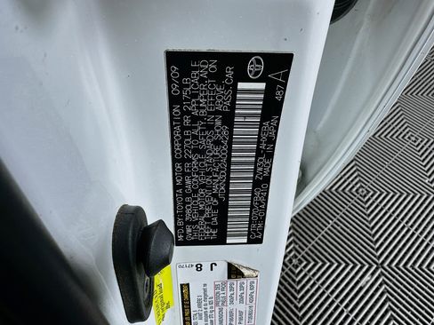 Used 2010 Toyota Prius One image 12