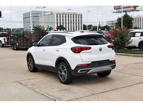 Used 2023 Buick Encore GX Select FWD image 4